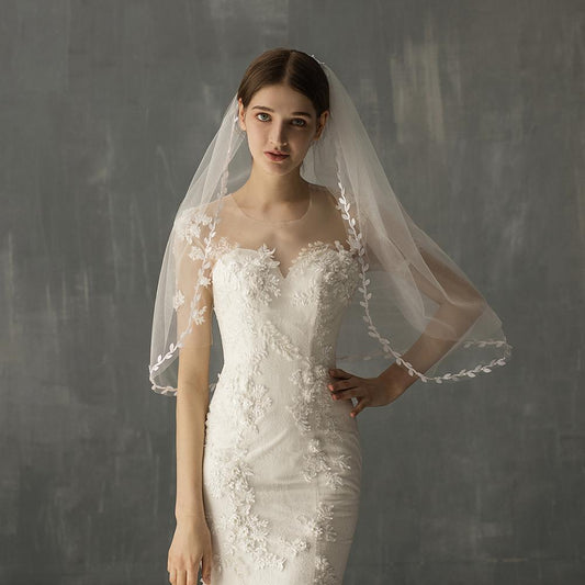 Mid Length Bridal Veil With Double Leaf Edge