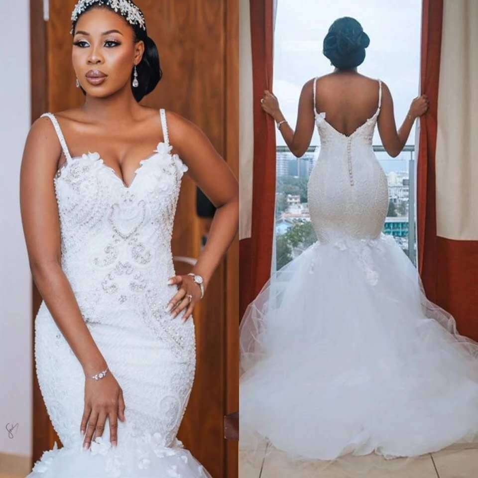 Lace sleeveless big tail style African bridal wedding dress