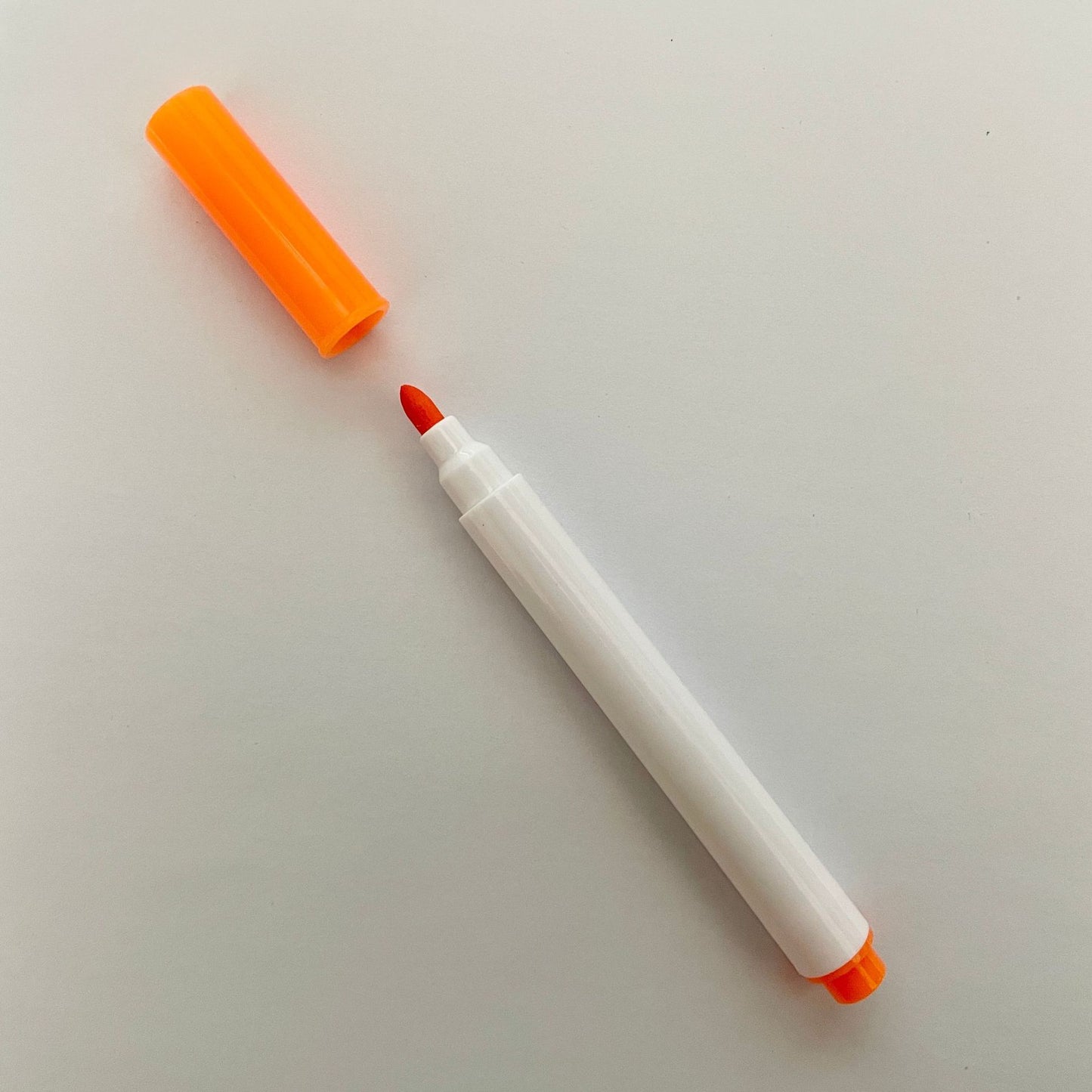 Water-based Erasable Color Whiteboard Marker Environmental Protection Brush For Children And Students