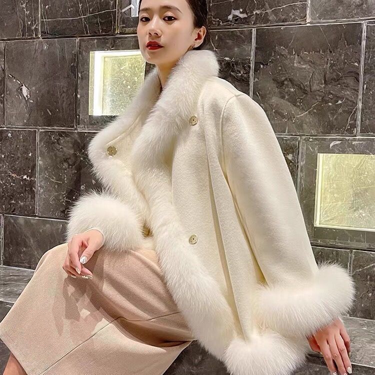 Artificial Fur Mid-length Coat Women's Woolen Cloak