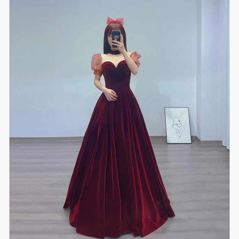 Noble Wine Red Velvet Toast Bridal Gown