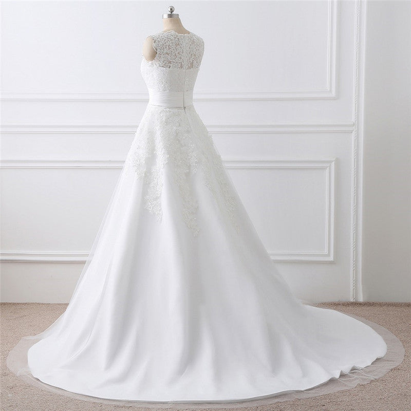 Two-piece White Wedding Dress With Round Neck And Elegant