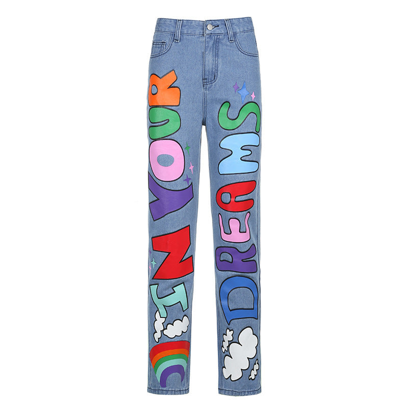 Sexy lockere Jeans mit kontrastfarbenen Buchstaben und Graffiti-Print