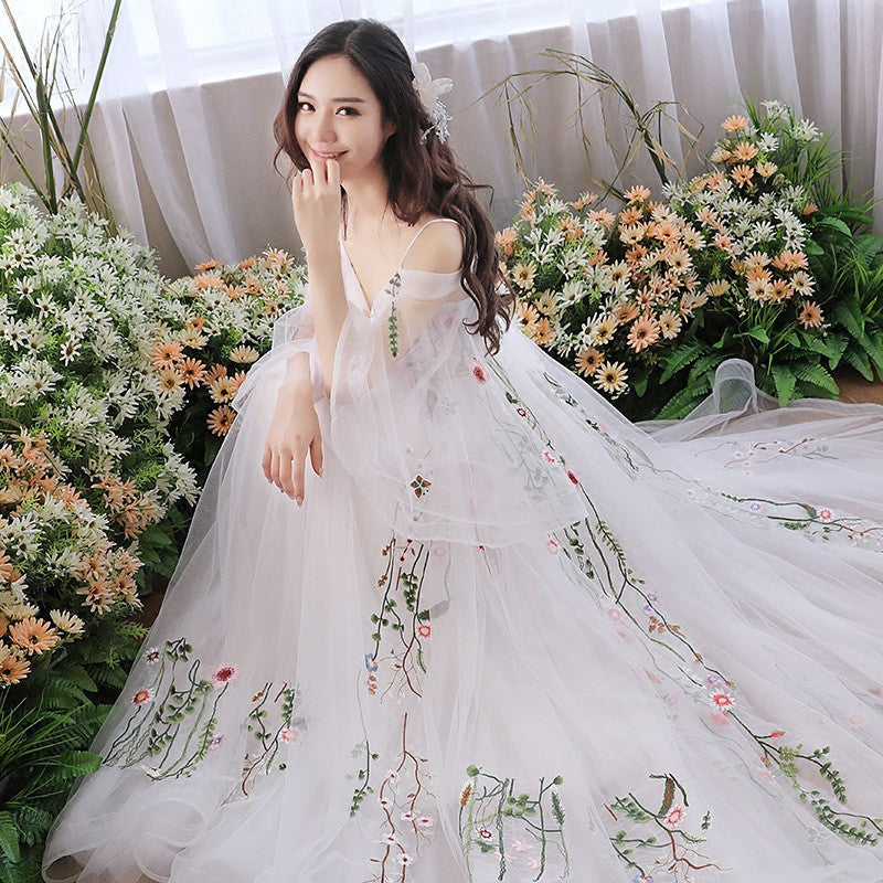 Retro Bridal Gown Super Fairy Bride Tailed Out Yarn Light Wedding Dress