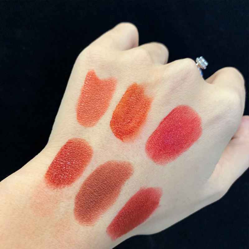 Smooth Velvet Moisturizing Matte Light Lipstick