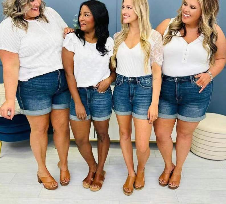 Europäische und amerikanische Jeans-Shorts für Damen in Übergröße