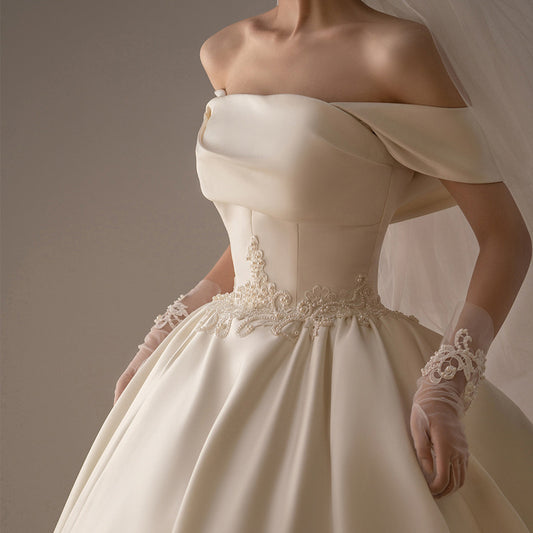 Off-shoulder Retro Satin Trailing Wedding Dress