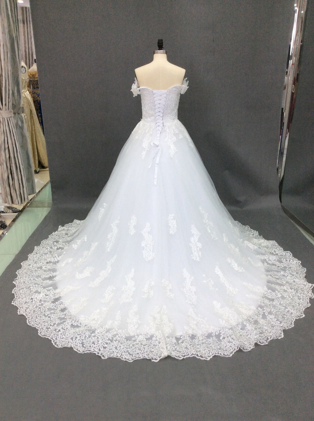 Customized Foreign Trade Master Wedding Dress