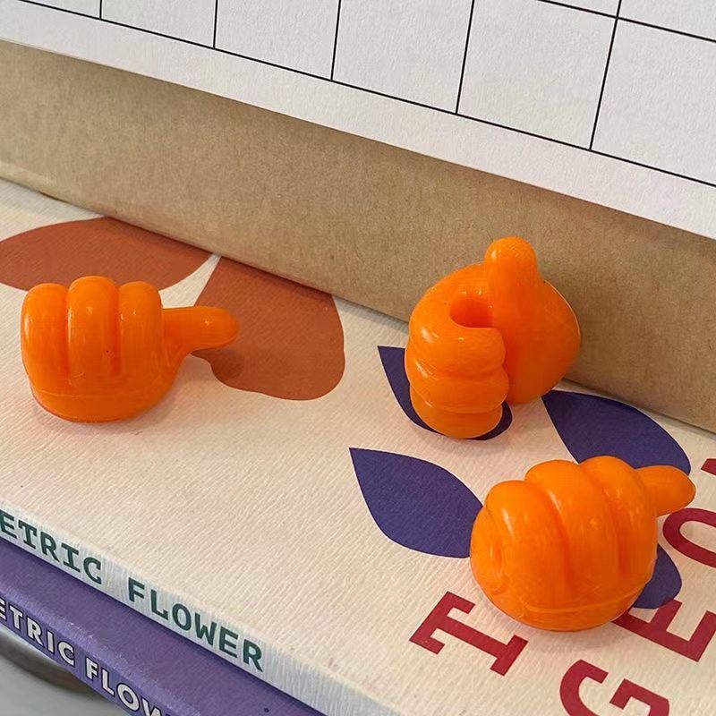 Multifunctional Clip Holder - Versatile Thumb Hooks for Home and Office - Mallora Shop