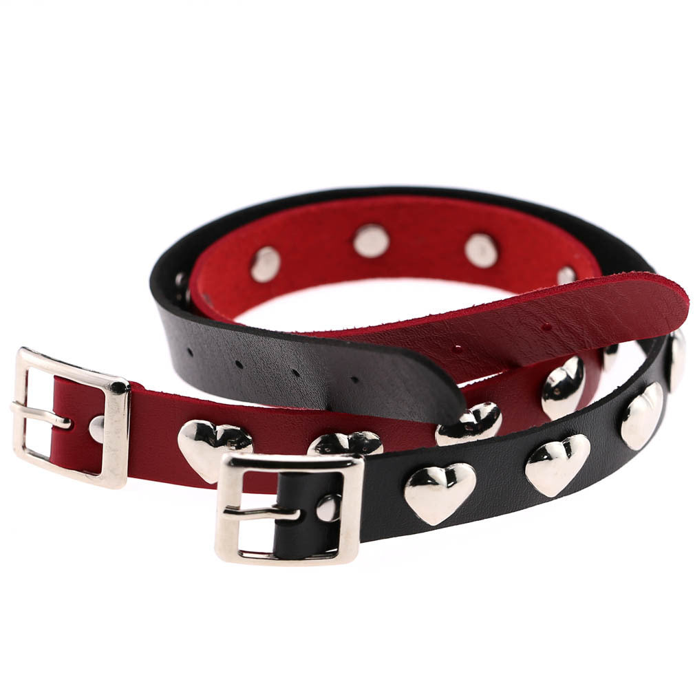 Collana con fibbia ad ardiglione con rivetti a forma di cuore, punk gotico originale Fan New