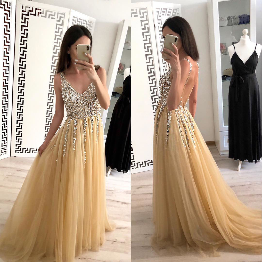 Hot Sale Front And Back V-neck Sequined Floor-length Dovetail Dress