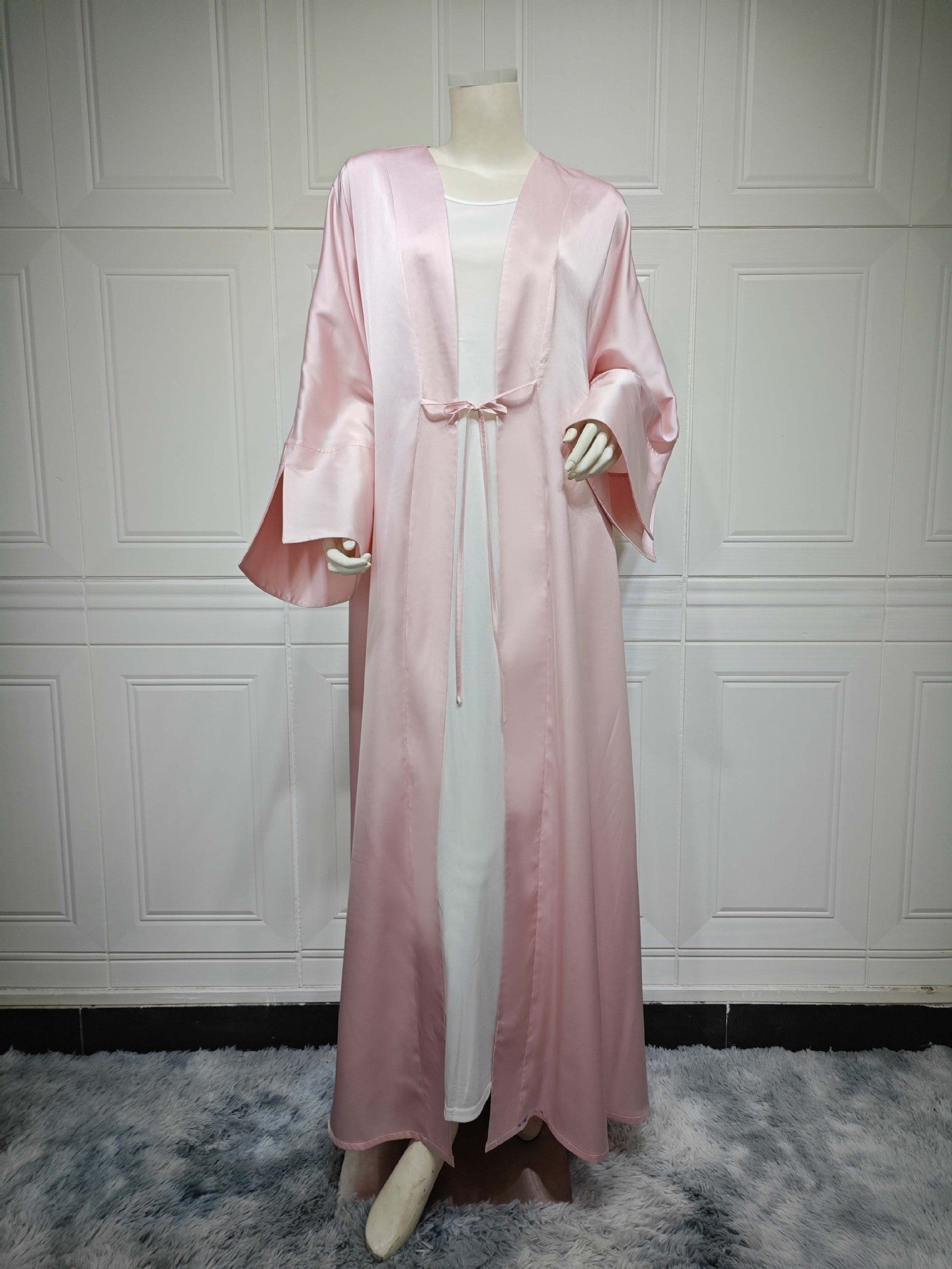 Naher Osten Muslim Robe Mode Satin Weiches Kleid