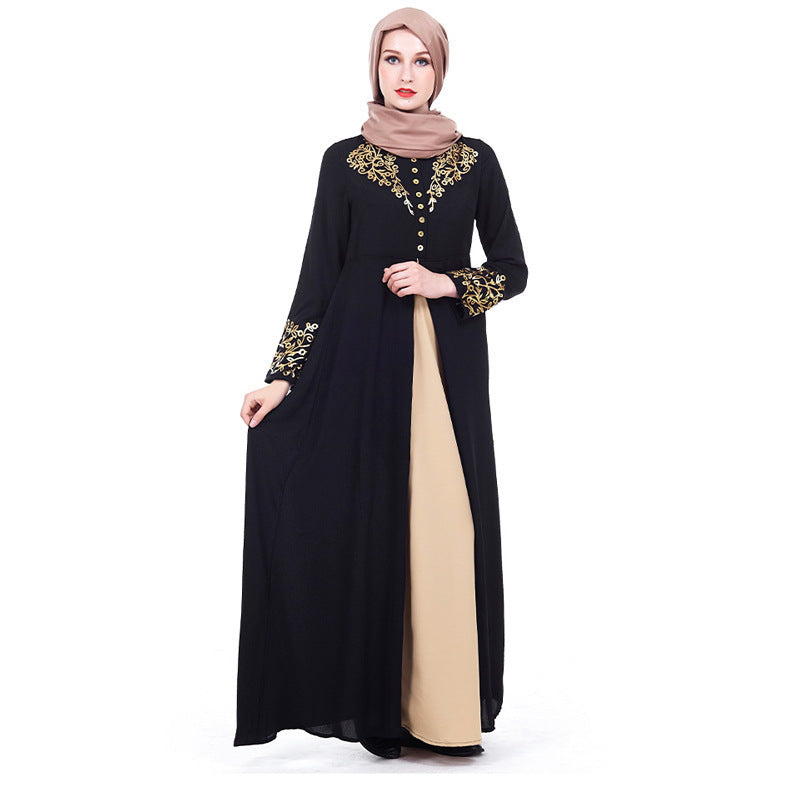 Modisches Kleid im orientalischen Stil mit Bronzing-Print