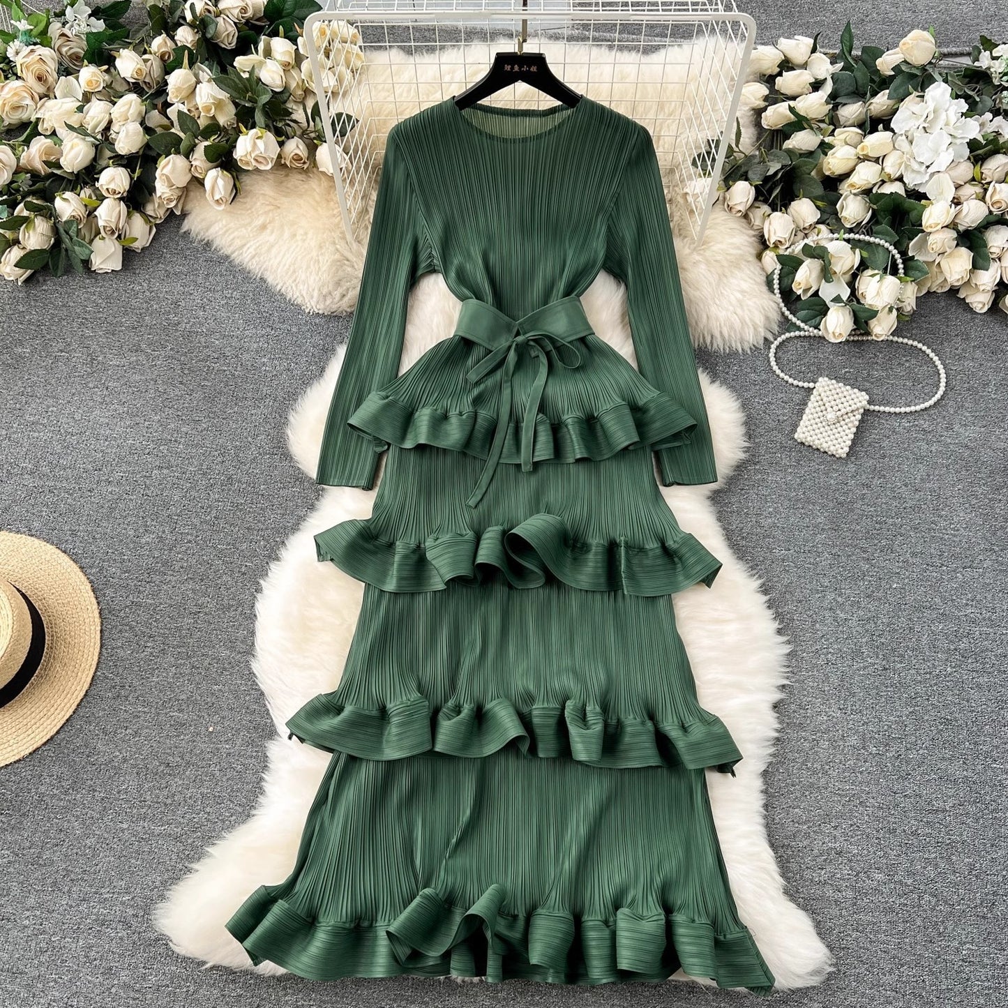 Cake Heavy Industry Pleated Slim Long Dress