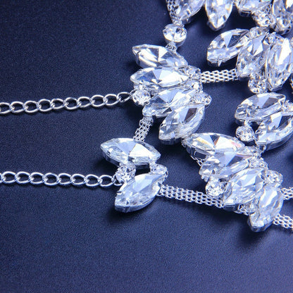 Fashion Half Face Rhinestone Mask - Elevate Your Style with Sparkling Details