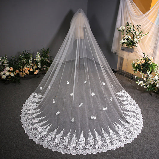 Lace Wedding Dress Trailing Bridal Headdress